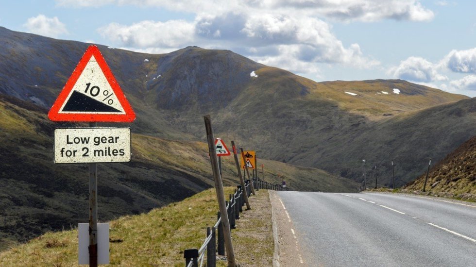 Cairnwell Pass, Aviemore, Scotland (670m/2198ft) 