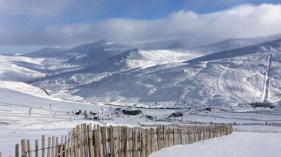 Glenshee, Scotland (780km from London)