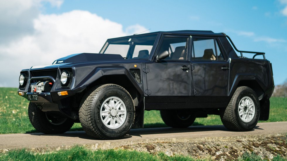 Lamborghini LM002 1986-1993