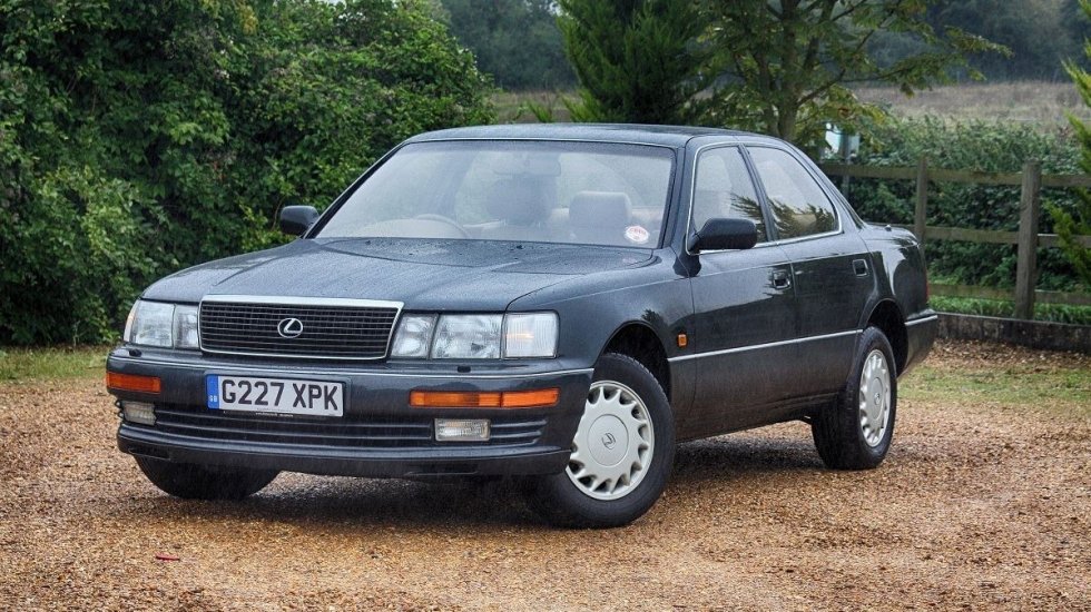 Lexus LS400 